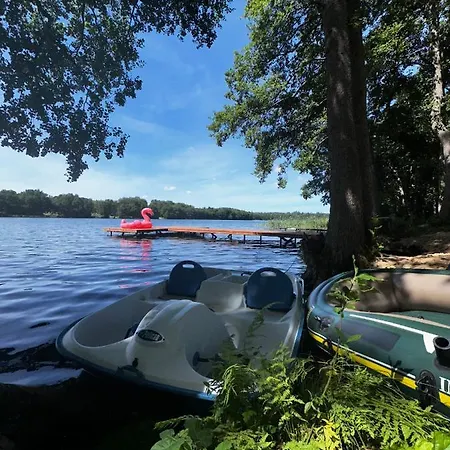 Сasa de vacaciones Przystanek - Kazdy Ma Prywatna Balie! Do Tego Wlasna Prywatna Plaza, Pomost, Lodka, Kajaki, Strefa Ciszy, Darmowy Parking, Grille , Miejsce Na Ognisko Krąg