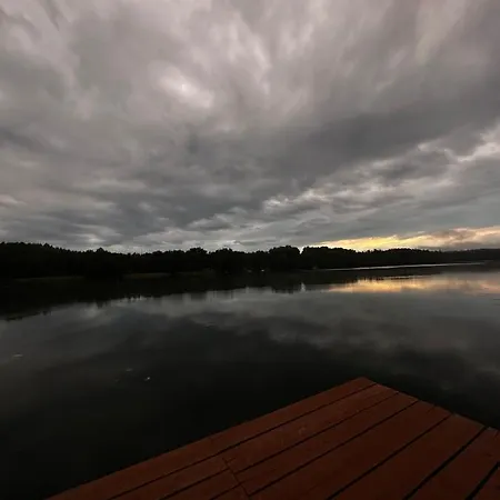 Przystanek - Kazdy Ma Prywatna Balie! Do Tego Wlasna Prywatna Plaza, Pomost, Lodka, Kajaki, Strefa Ciszy, Darmowy Parking, Grille , Miejsce Na Ognisko Сasa de vacaciones Krąg