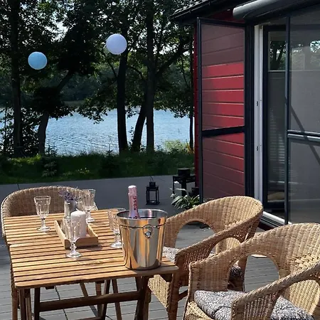 Przystanek - Kazdy Ma Prywatna Balie! Do Tego Wlasna Prywatna Plaza, Pomost, Lodka, Kajaki, Strefa Ciszy, Darmowy Parking, Grille , Miejsce Na Ognisko Сasa de vacaciones Krąg